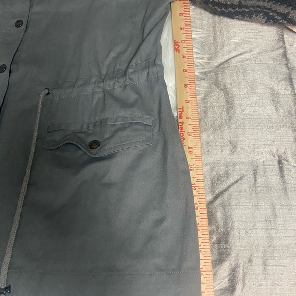 CoffeeShop Olive Green Utility Jacket with Knit Sleeves - Picture 12 of 16